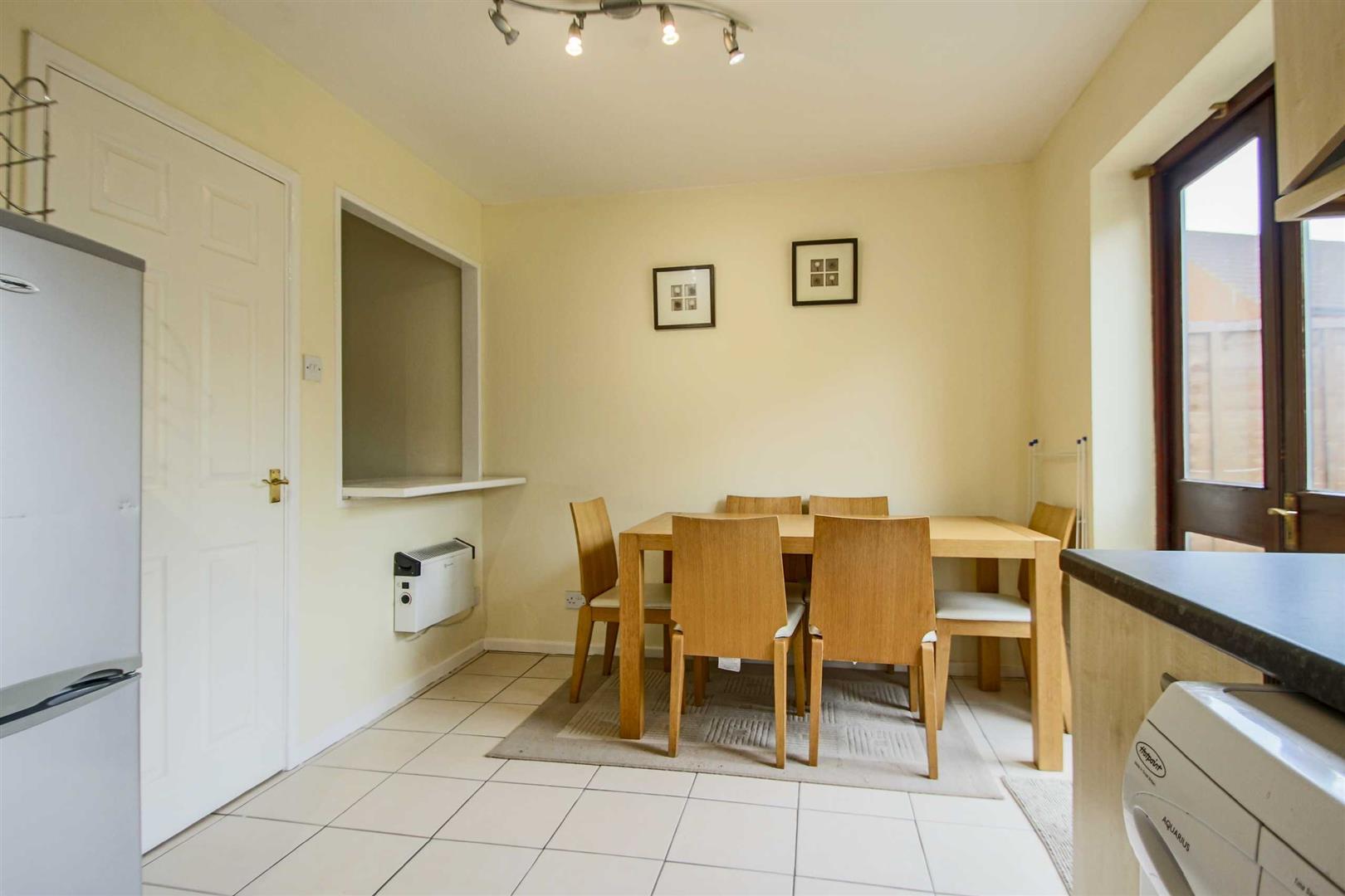 Bergamot Gardens, Walnut Tree, Milton Keynes